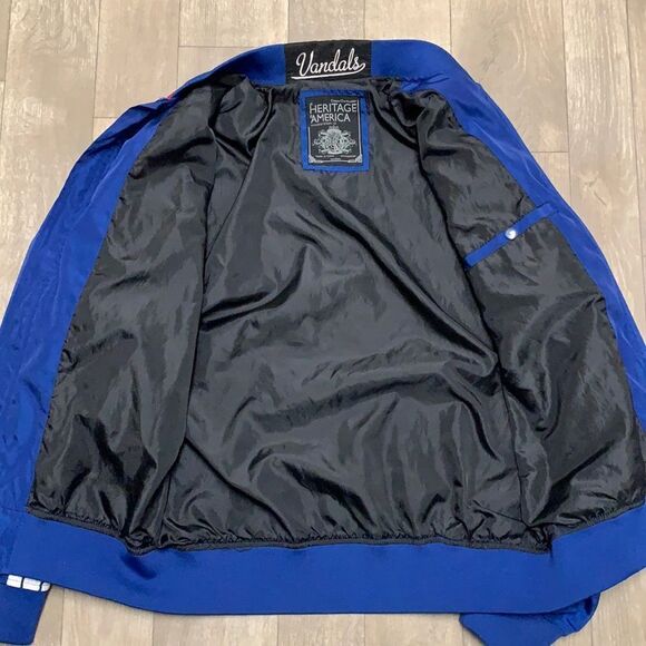 Mens Heritage By America 76’ Vandals Patriotic Full‎ Zip Lightweight Jacket - Picture 5 of 9